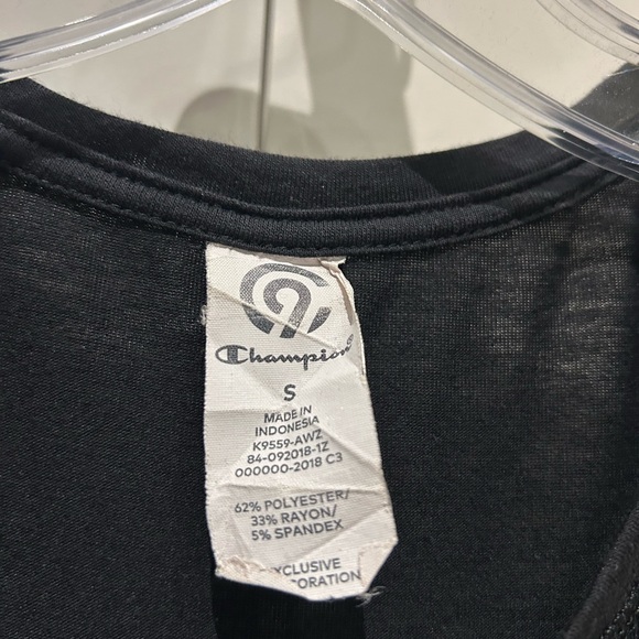 Champion Black Sleeveless Workout Top size small - Picture 2 of 3